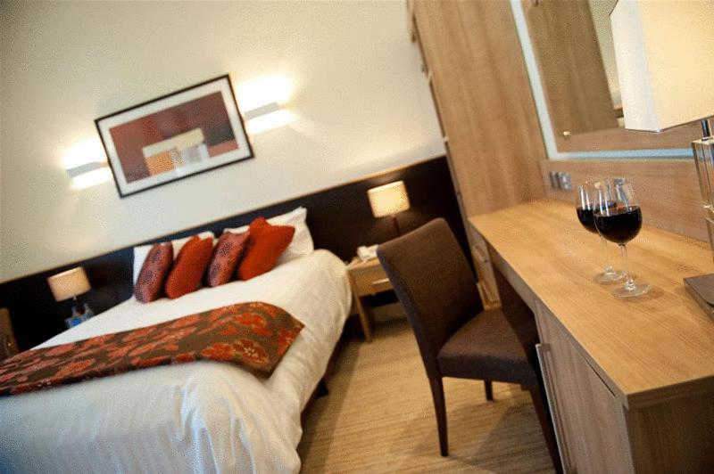 Strangford Arms Hotel Newtownards Esterno foto