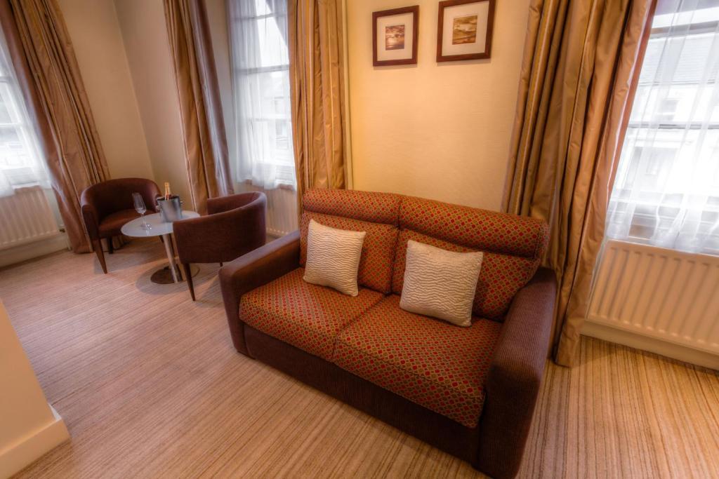 Strangford Arms Hotel Newtownards Esterno foto