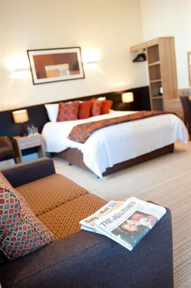 Strangford Arms Hotel Newtownards Esterno foto
