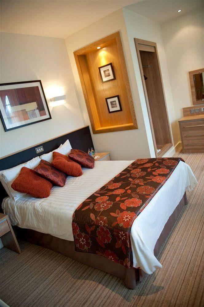 Strangford Arms Hotel Newtownards Esterno foto